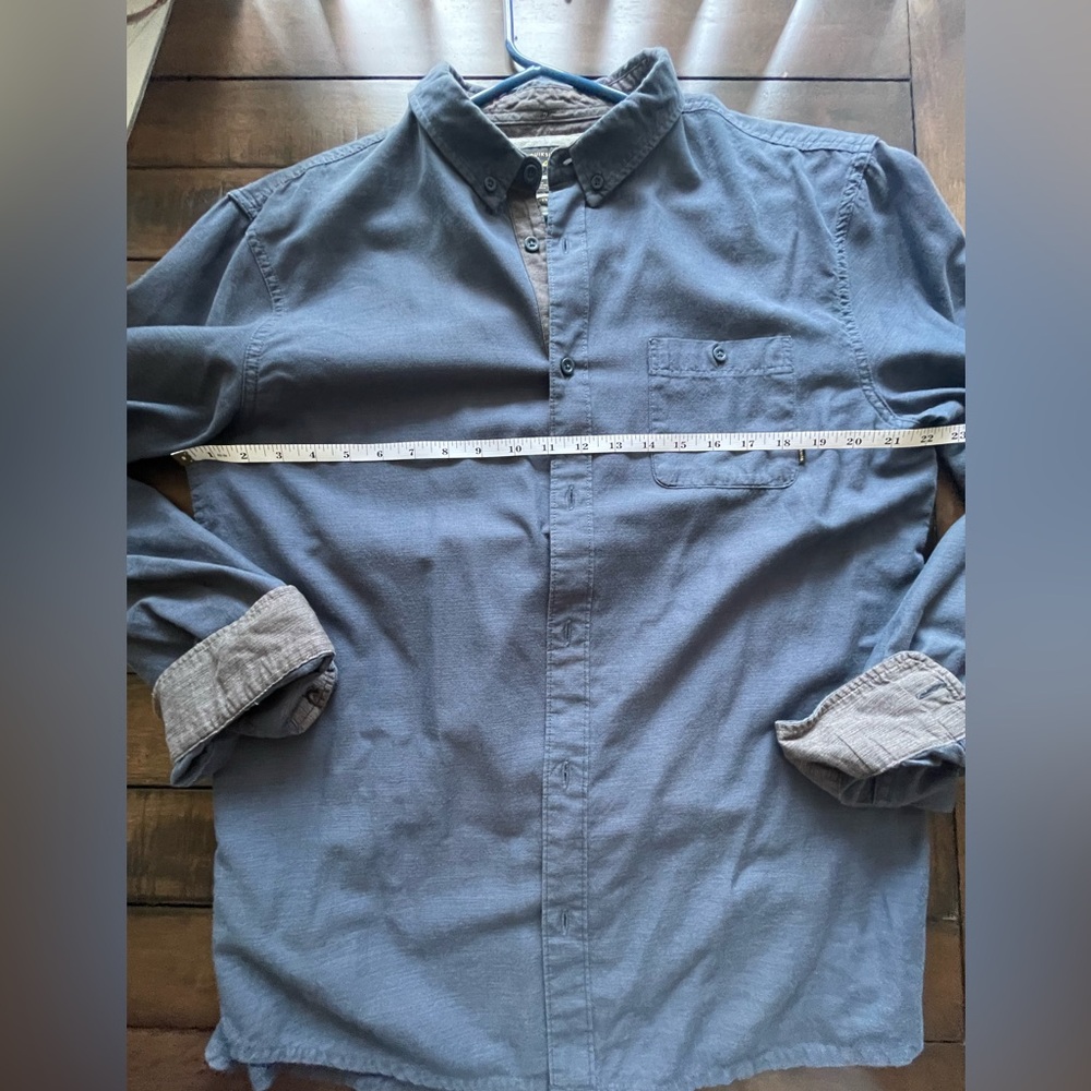 Quiksilver Button Down